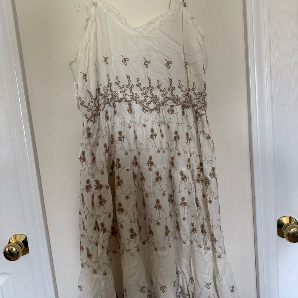 Jessica Simpson Cream Dress with Tan Embroidery